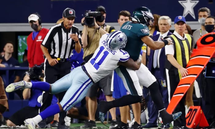 Cowboys Micah Parsons is ready for a bruising battle against the Eagles on Sunday night.
